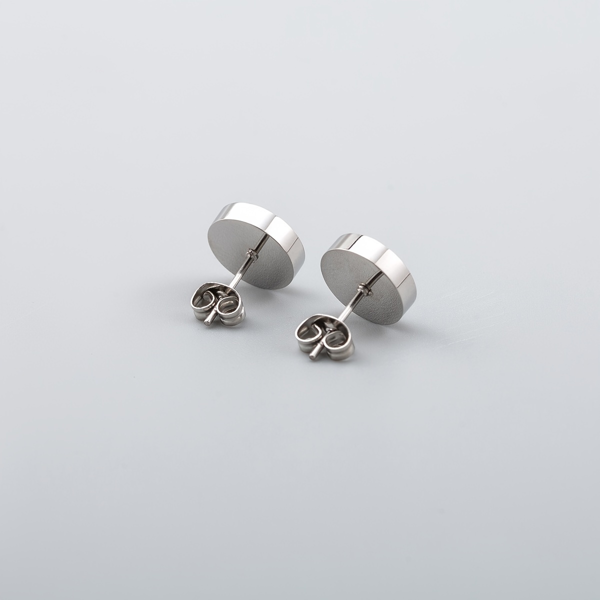 Men's Turquoise Round Stud Earrings - Ear Decoration for Men